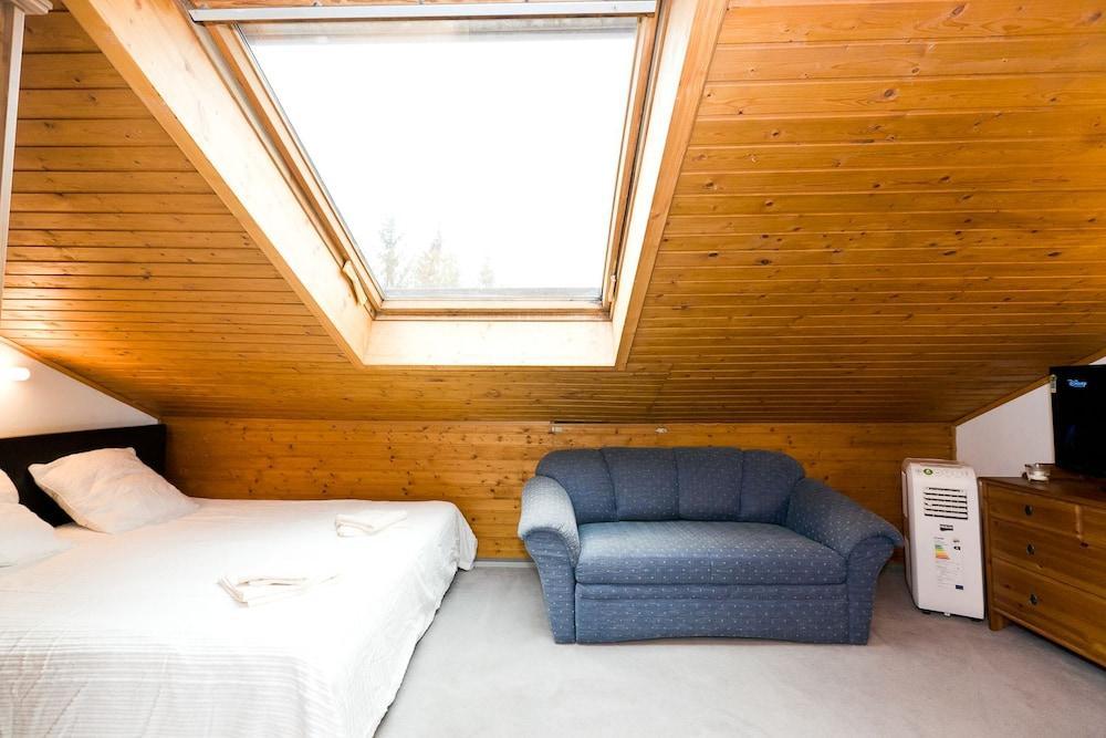 Bed And Breakfast Zeevat München Ngoại thất bức ảnh
