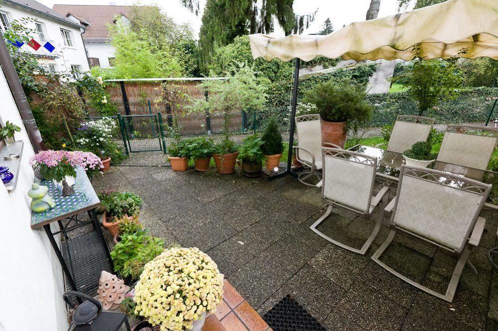 Bed And Breakfast Zeevat München Ngoại thất bức ảnh