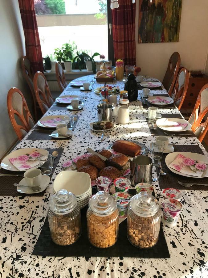 Bed And Breakfast Zeevat München Ngoại thất bức ảnh